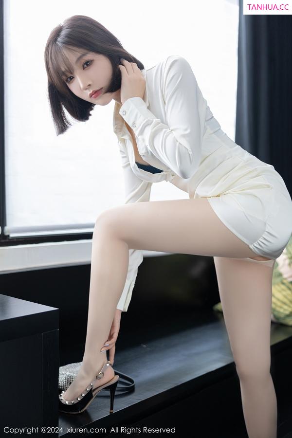 陈芝 芝芝Booty [XiuRen]高清写真图 2024.08.02 No.8963 徐莉芝Booty 丝袜美腿第12张图片